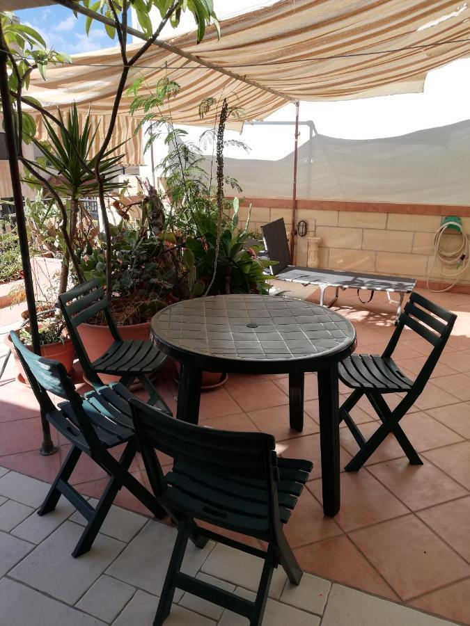 The Roof Garden Maisonette Marsaskala Buitenkant foto